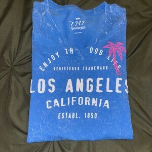 Los Angeles California Distressed Graphic Tee
